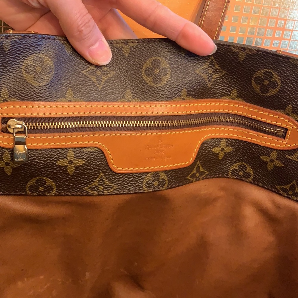 π Closet closing! Hurry..
Authentic Louis Vuitton Sac shopping tote, big size - Picture 3 of 12
